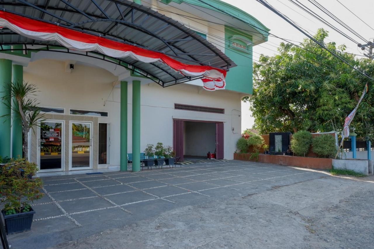 RedDoorz Syariah At Jalan Jenderal Sudirman Palopo Hotel Luaran gambar