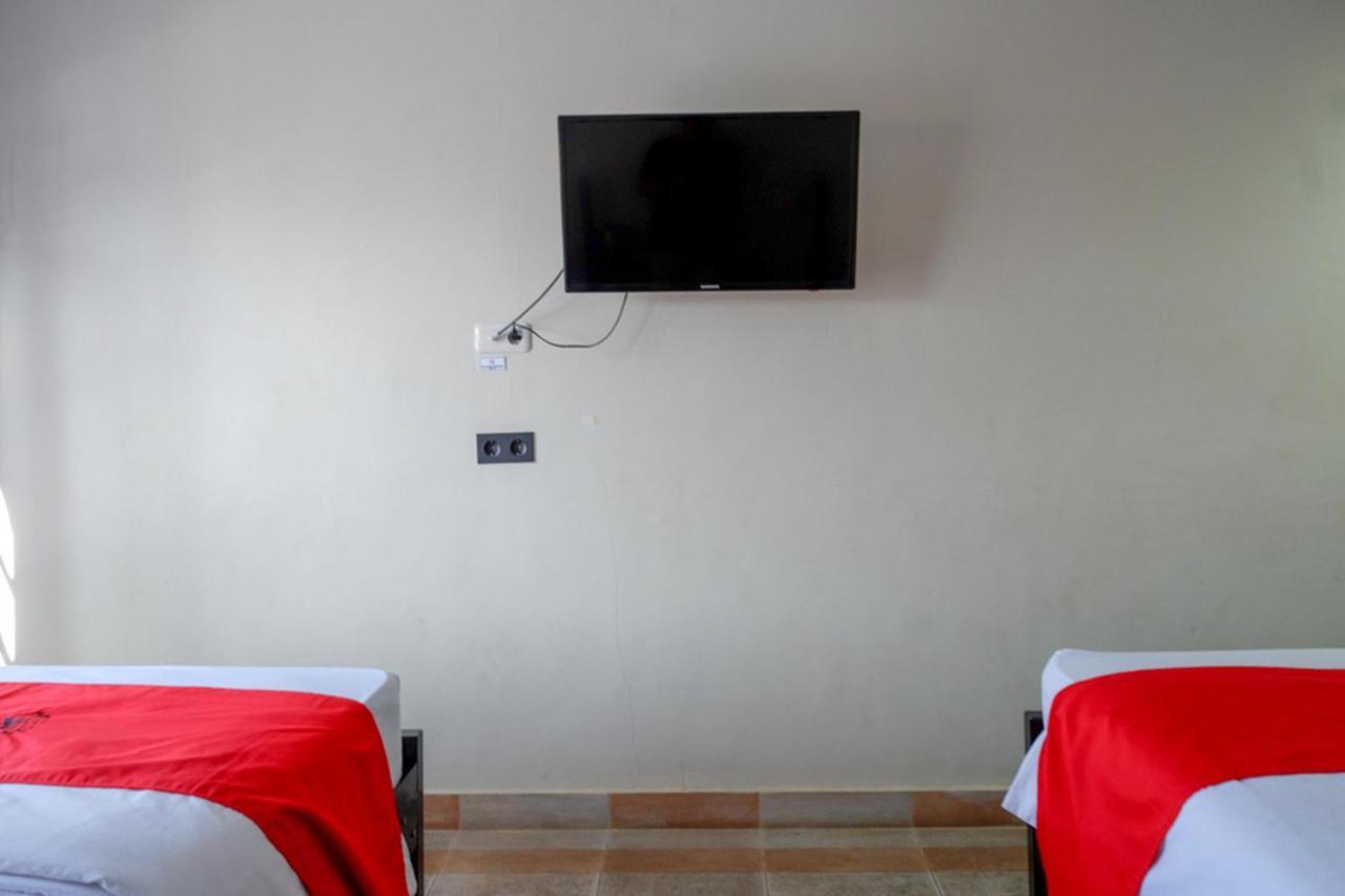RedDoorz Syariah At Jalan Jenderal Sudirman Palopo Hotel Luaran gambar